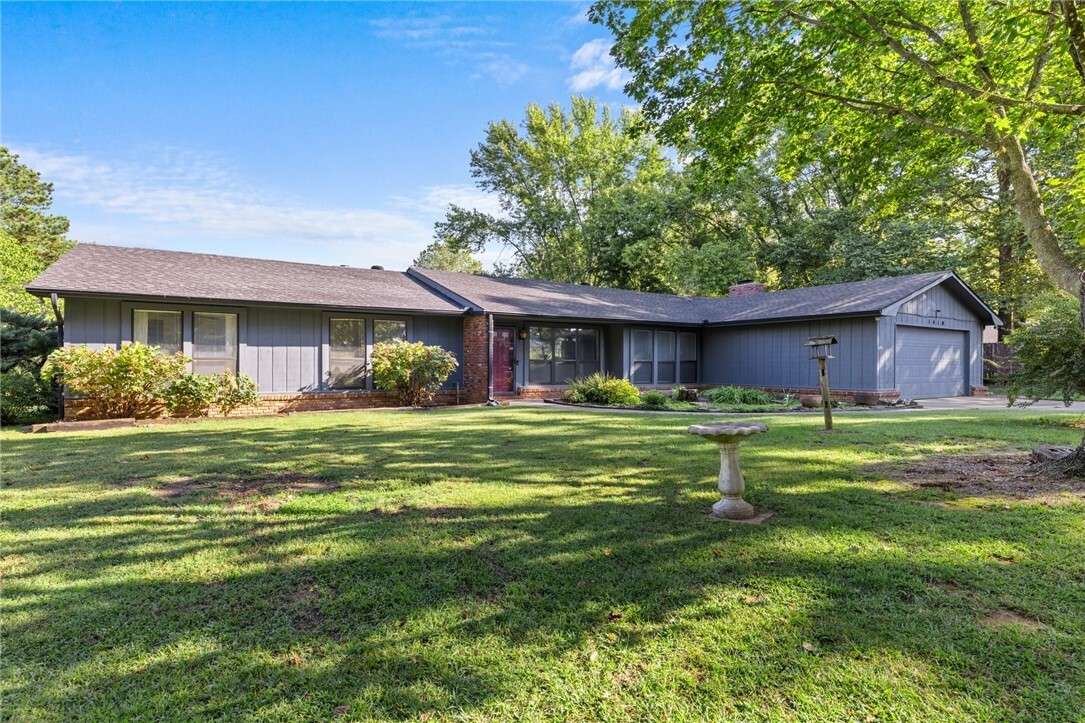 1410 Starr Drive  Fayetteville AR 72701 photo