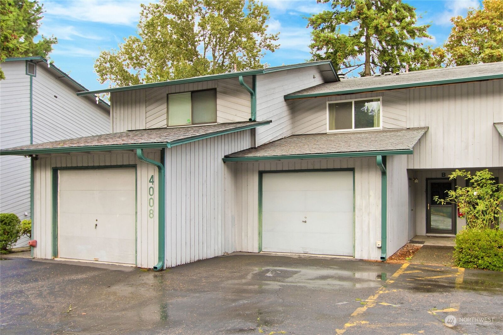 Property Photo: 4008 S 158th Street B WA 98188