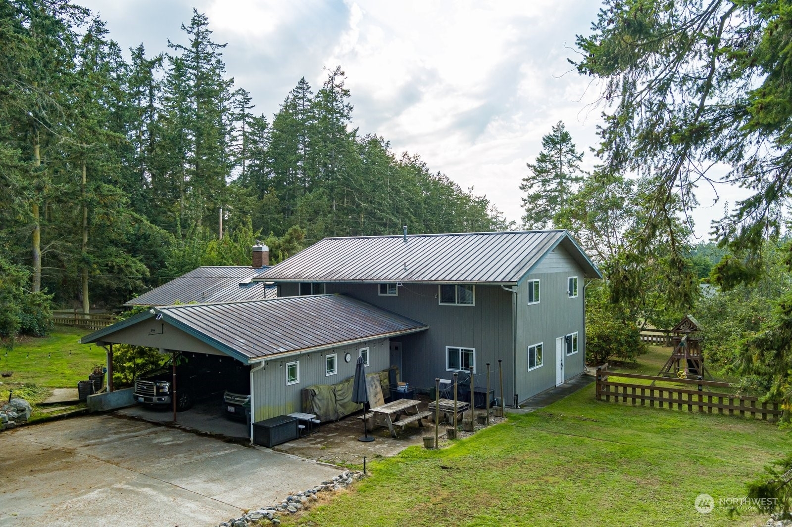 Property Photo: 344 Ducken Road WA 98277