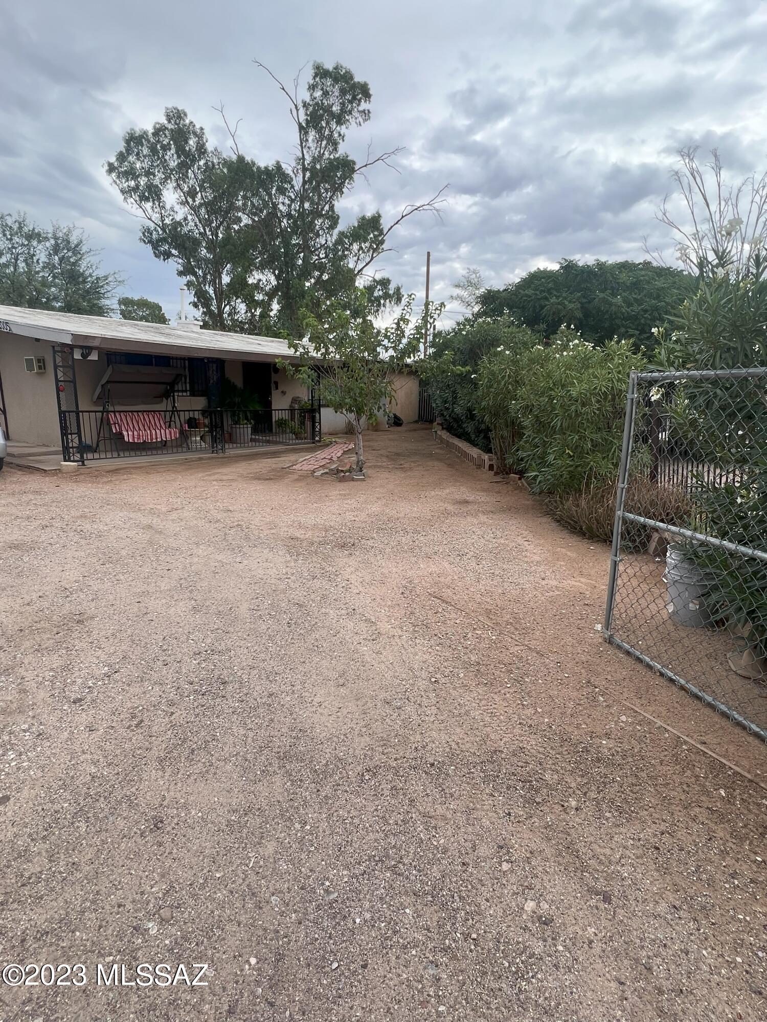 Property Photo: 2005 S Amalia Ave Avenue AZ 85713