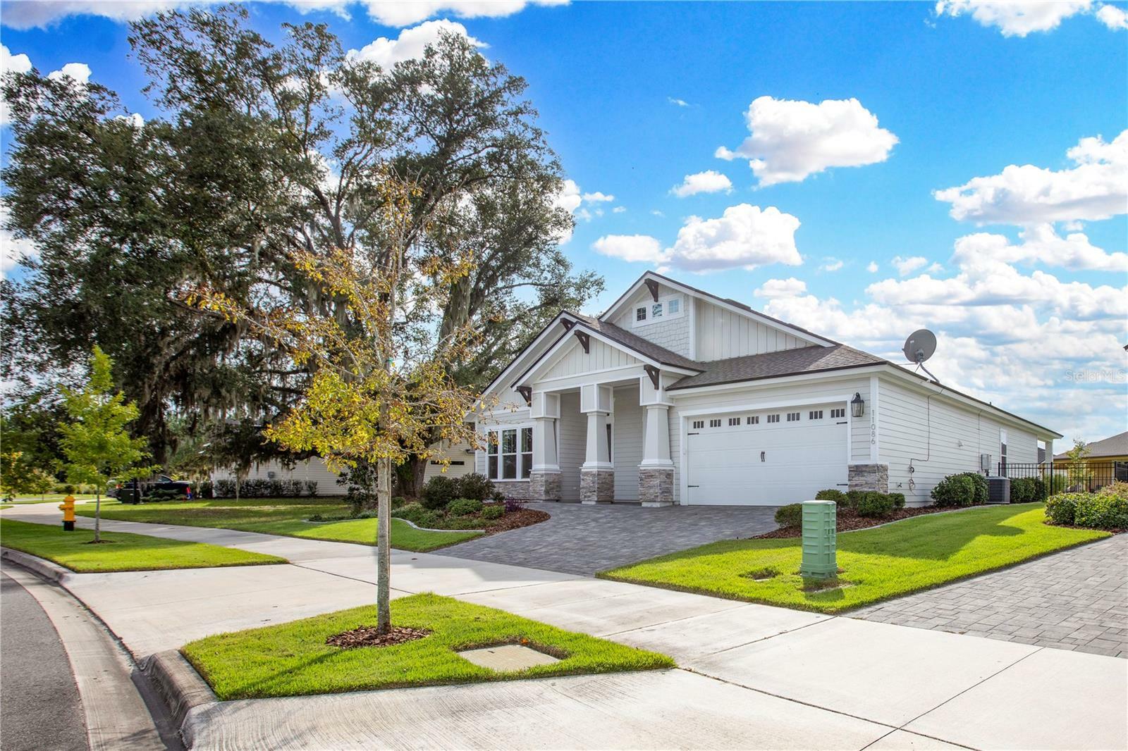 Property Photo:  11086 SW 38th Boulevard  FL 32608 