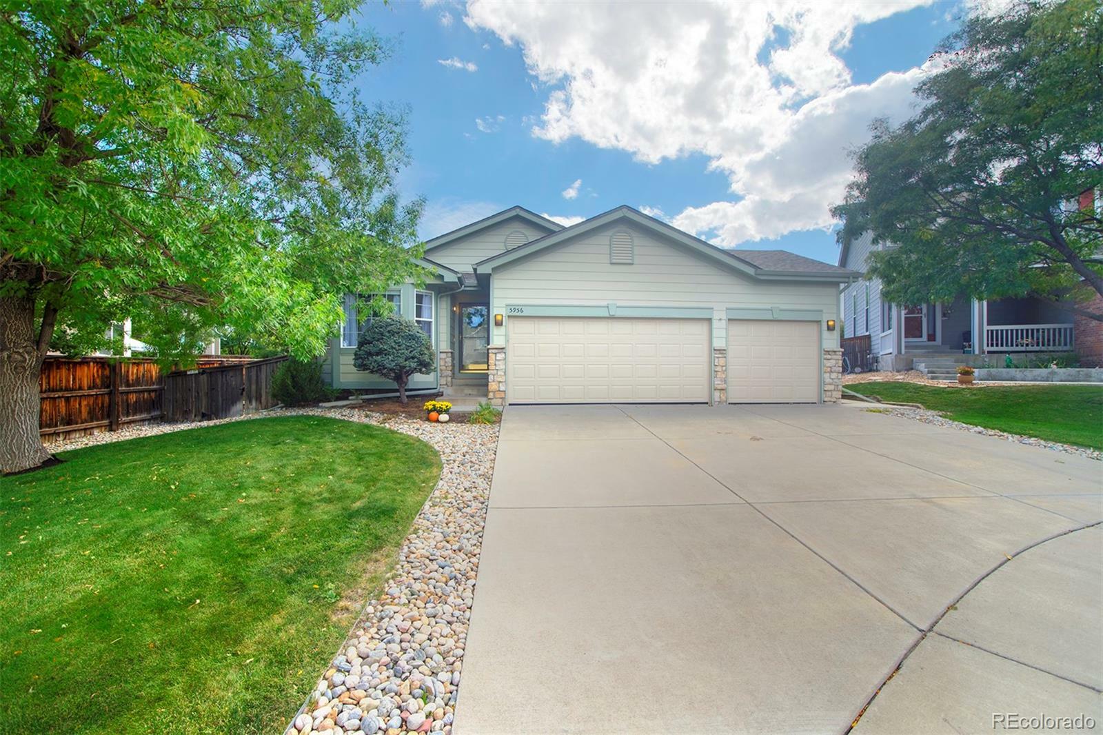 Property Photo:  5956 Panther Butte  CO 80124 