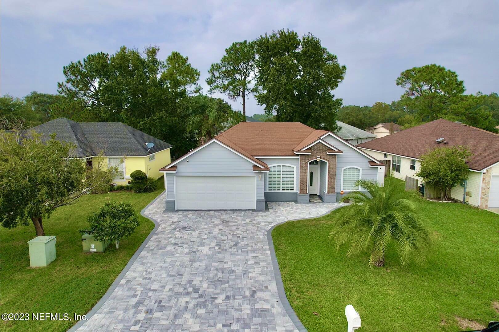 Property Photo:  1933 Willesdon Drive W  FL 32246 