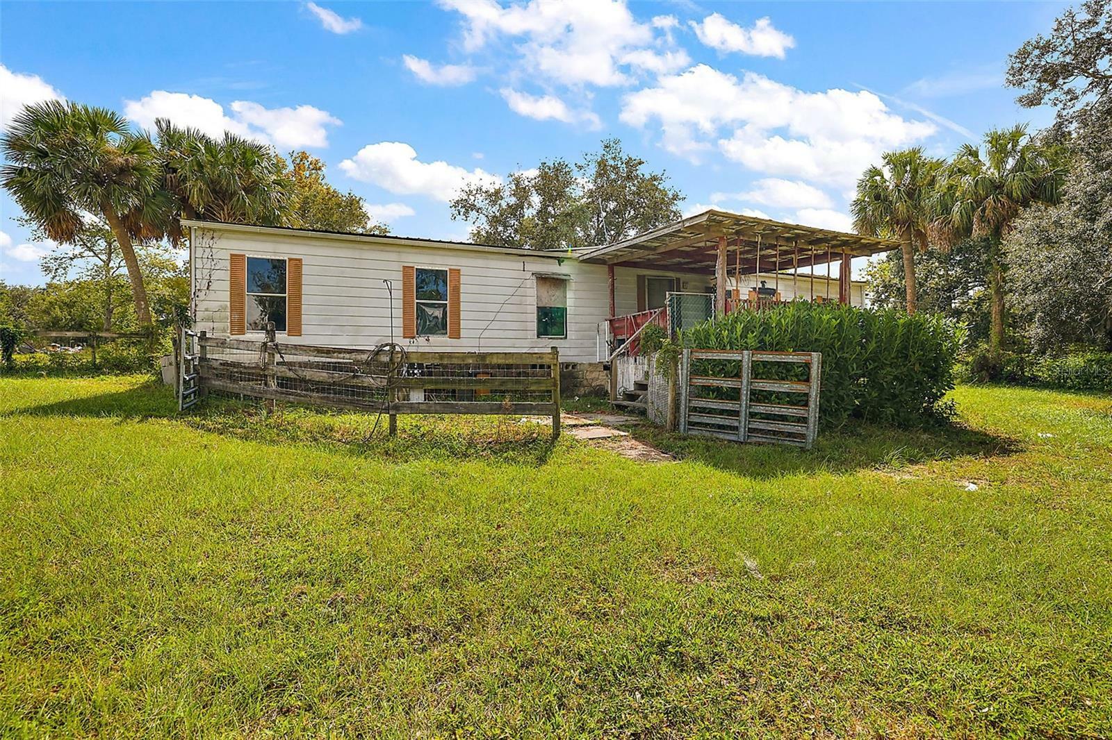 Property Photo:  25208 James Way  FL 32736 