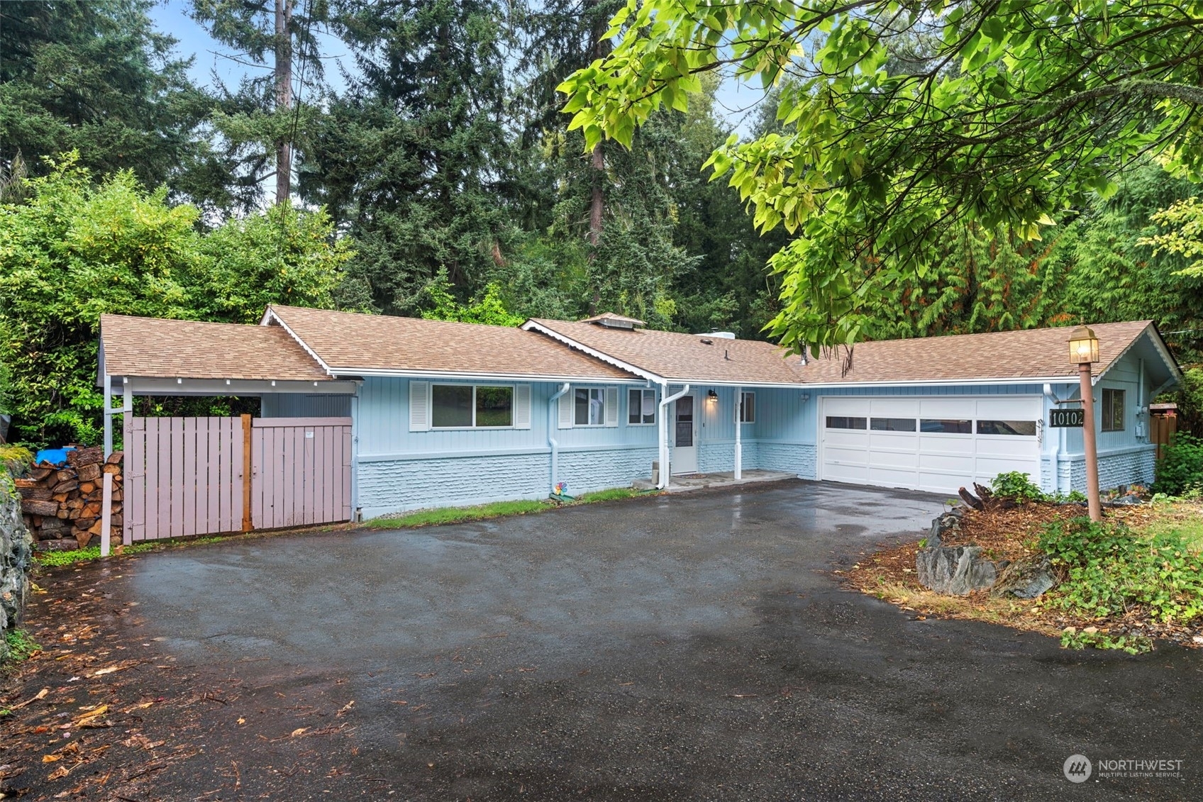 Property Photo:  10102 Cedrona Street SW  WA 98498 