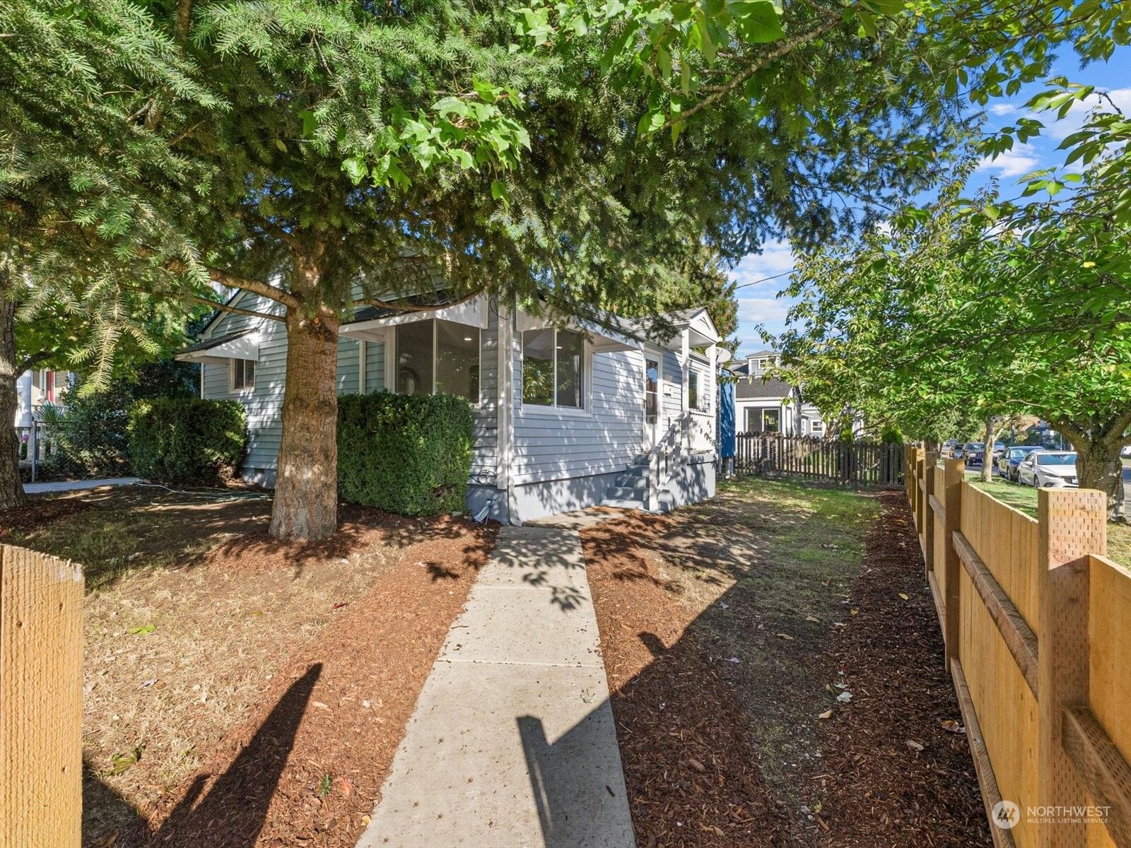 Home for sale in 702 N Cedar Street, WA 98406