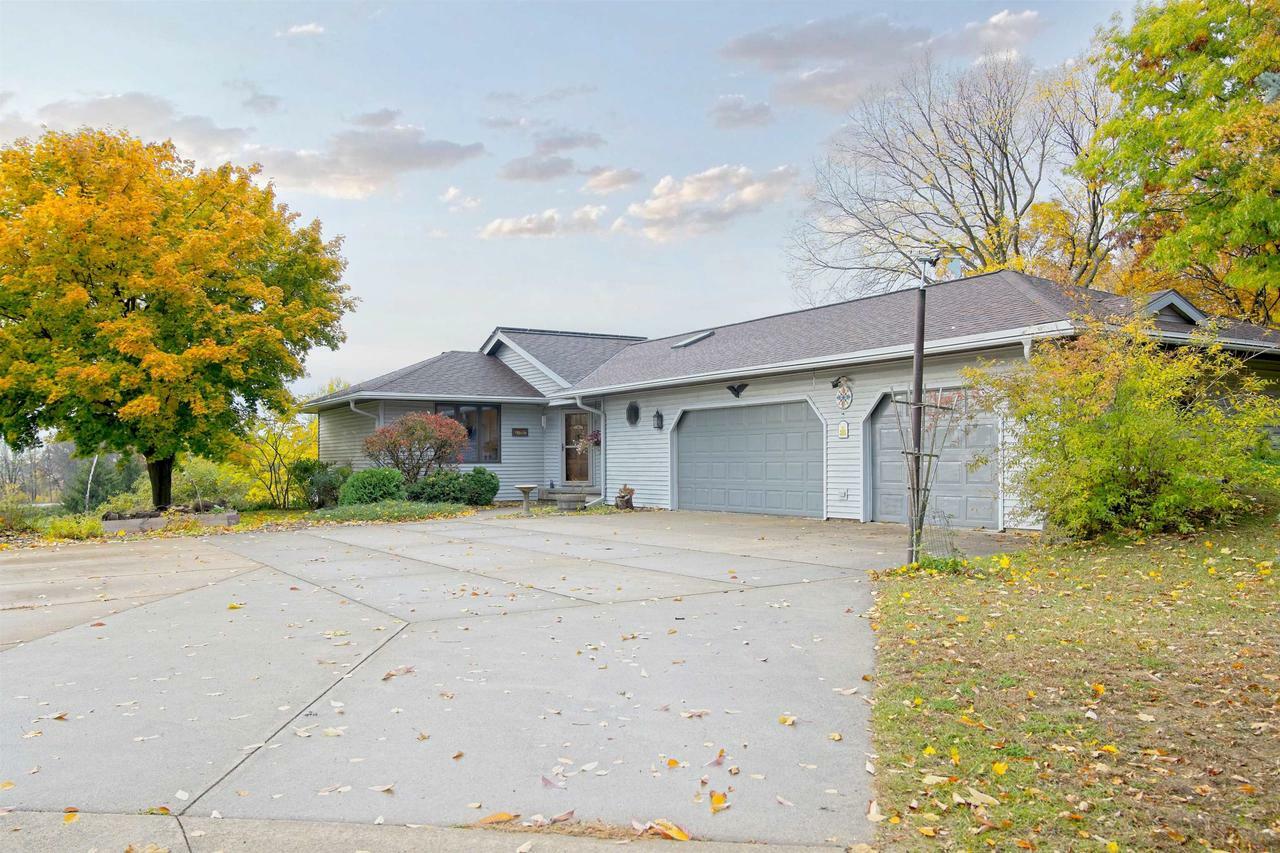 Property Photo:  N6781 Donlin Drive  WI 53954 