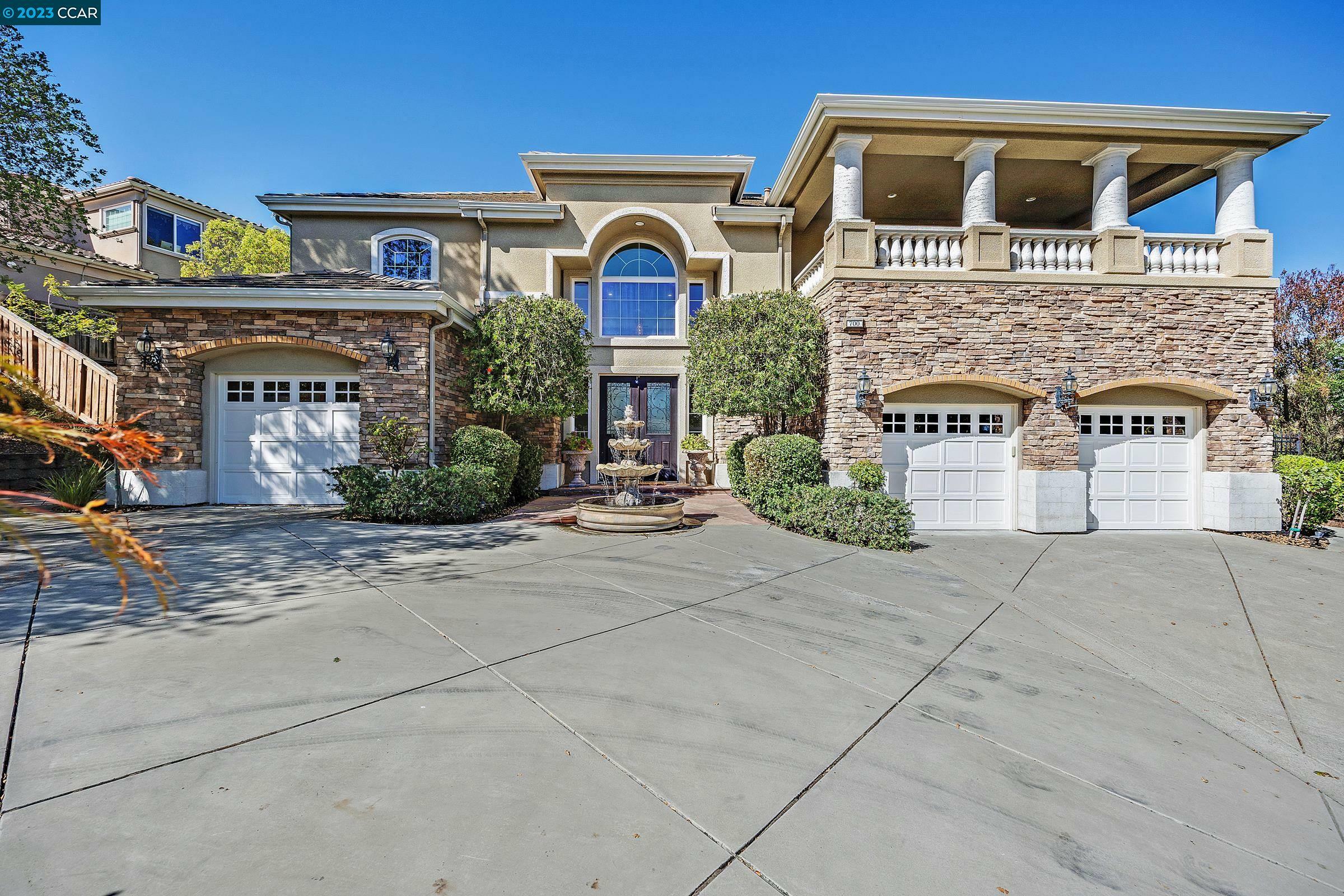 Property Photo: 700 Ardleigh Ct CA 94583
