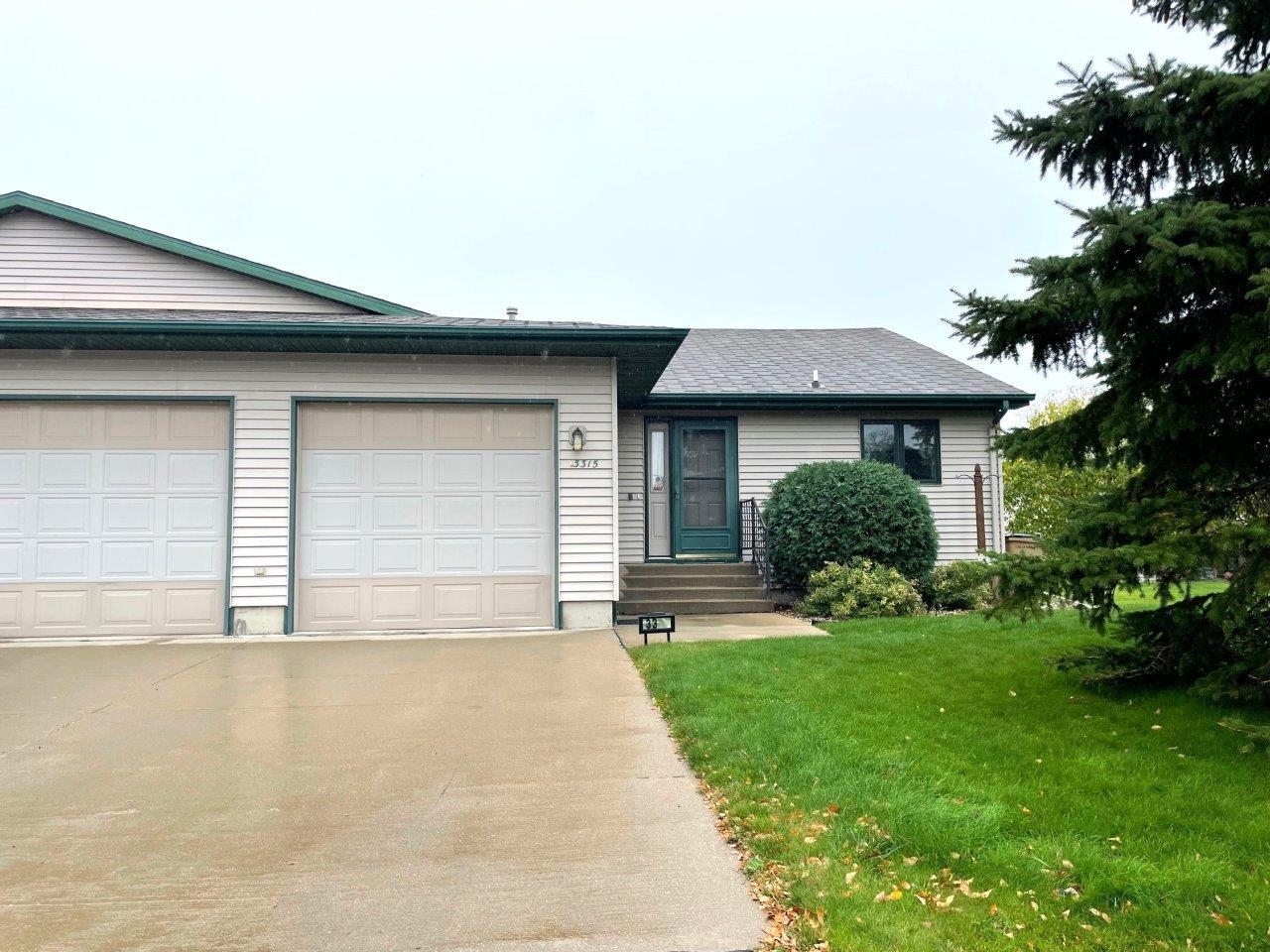Property Photo: 3315 10th St SW ND 58701