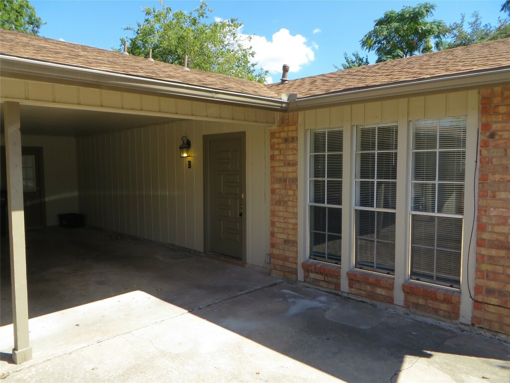 Property Photo:  812 Ranch Road B  TX 78628 