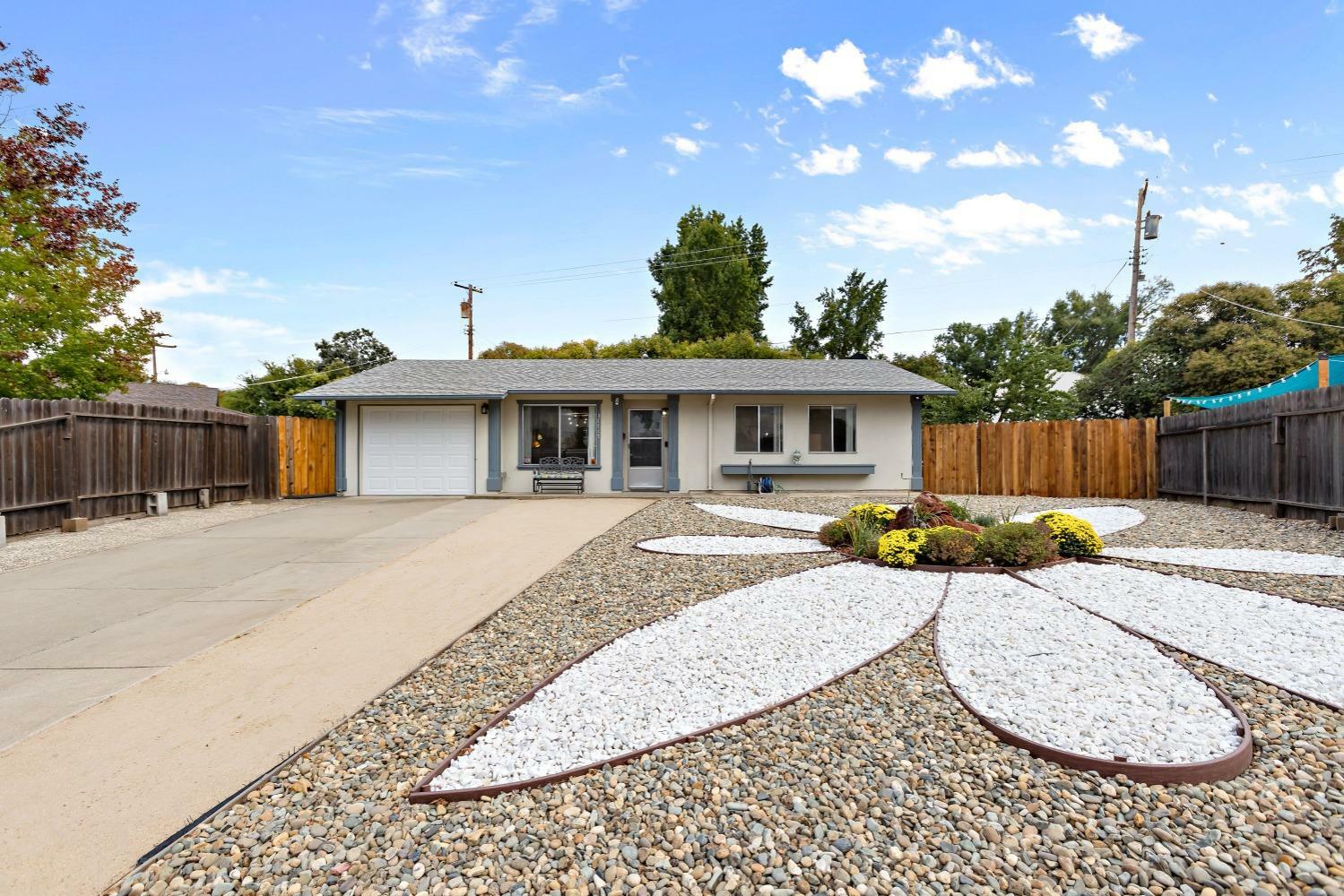 Property Photo:  10868 Oakton Way  CA 95670 