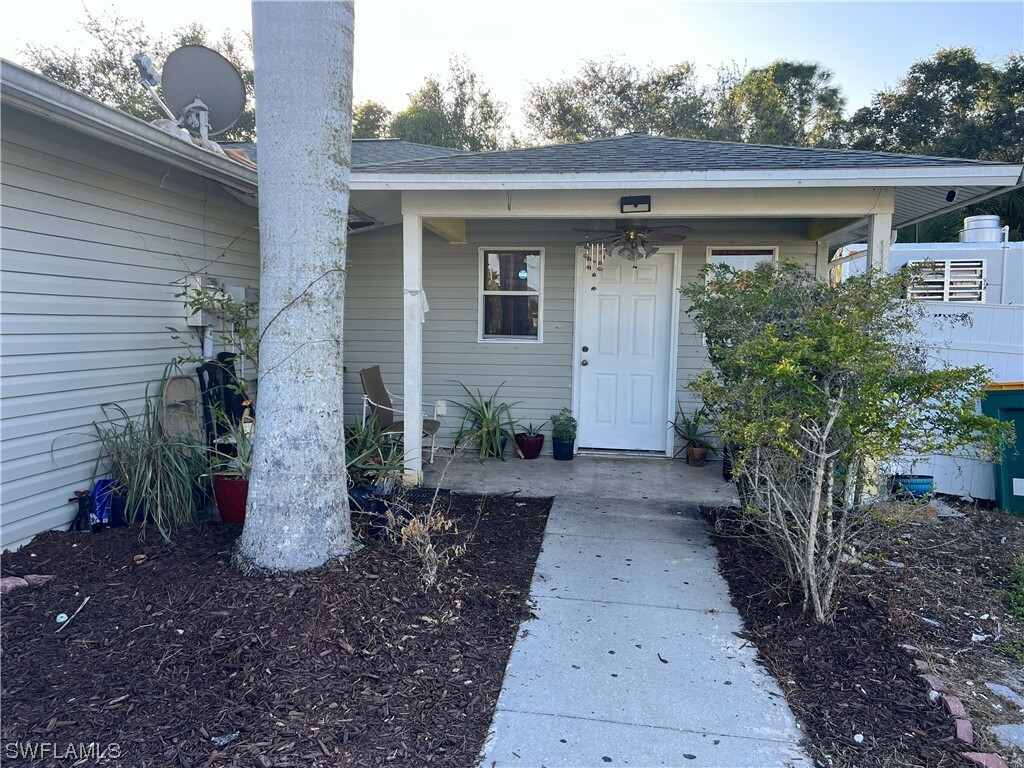 Property Photo:  13557 Koinonia Drive  FL 34114 