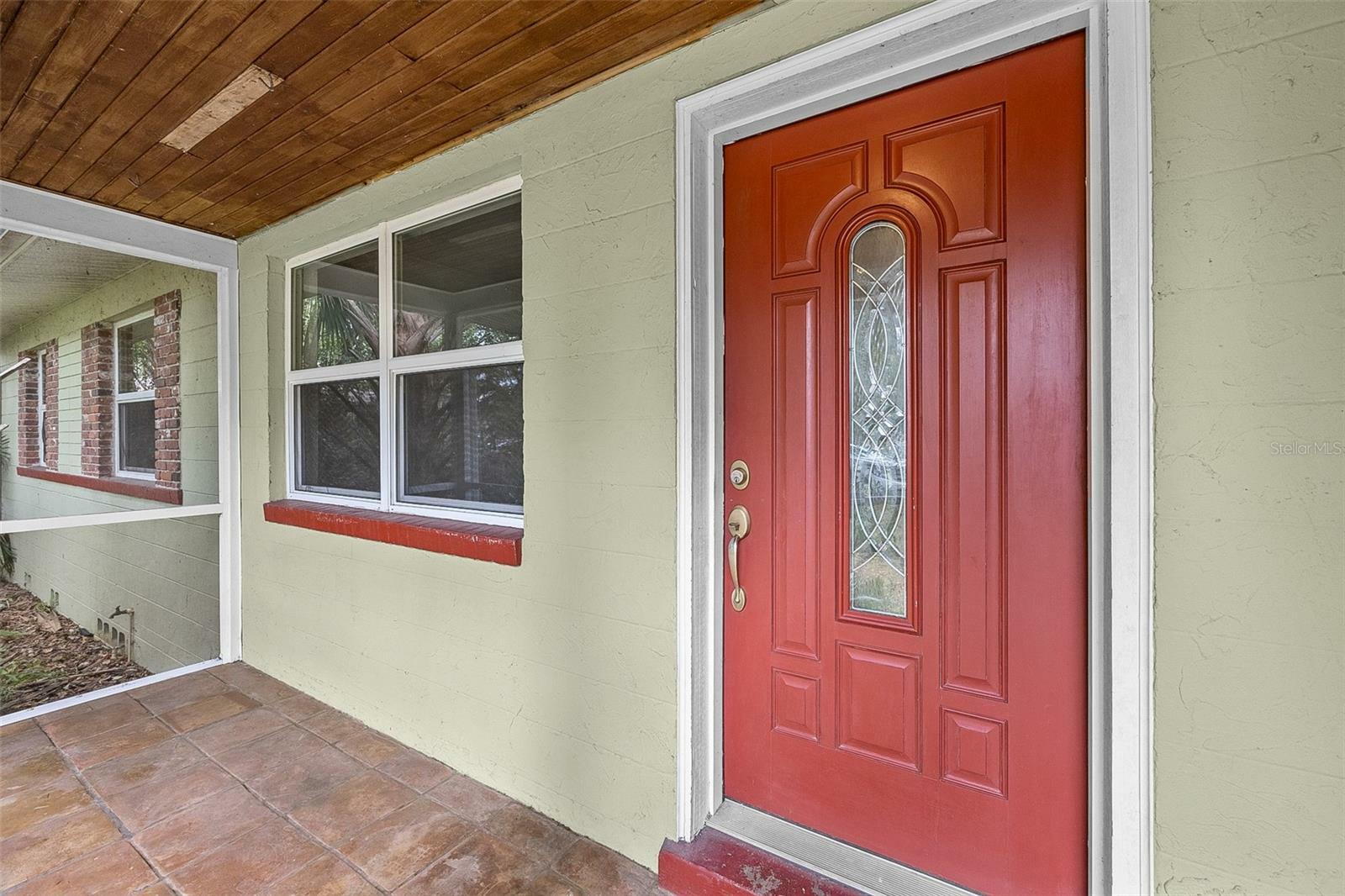 Property Photo:  548 NE 12th Street  FL 32601 