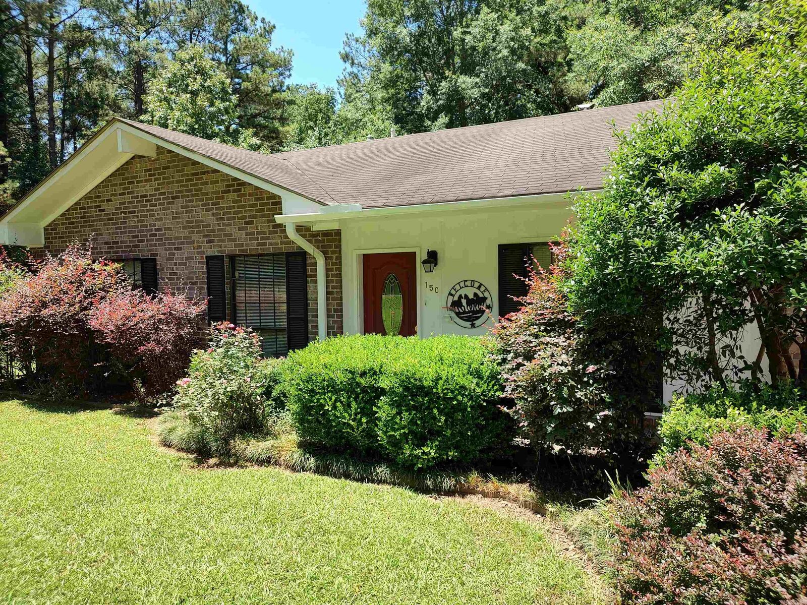 Property Photo:  150 International  AR 71701 