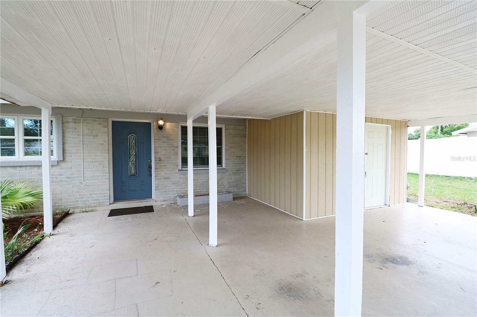 Property Photo:  824 Casselberry Drive  FL 33853 