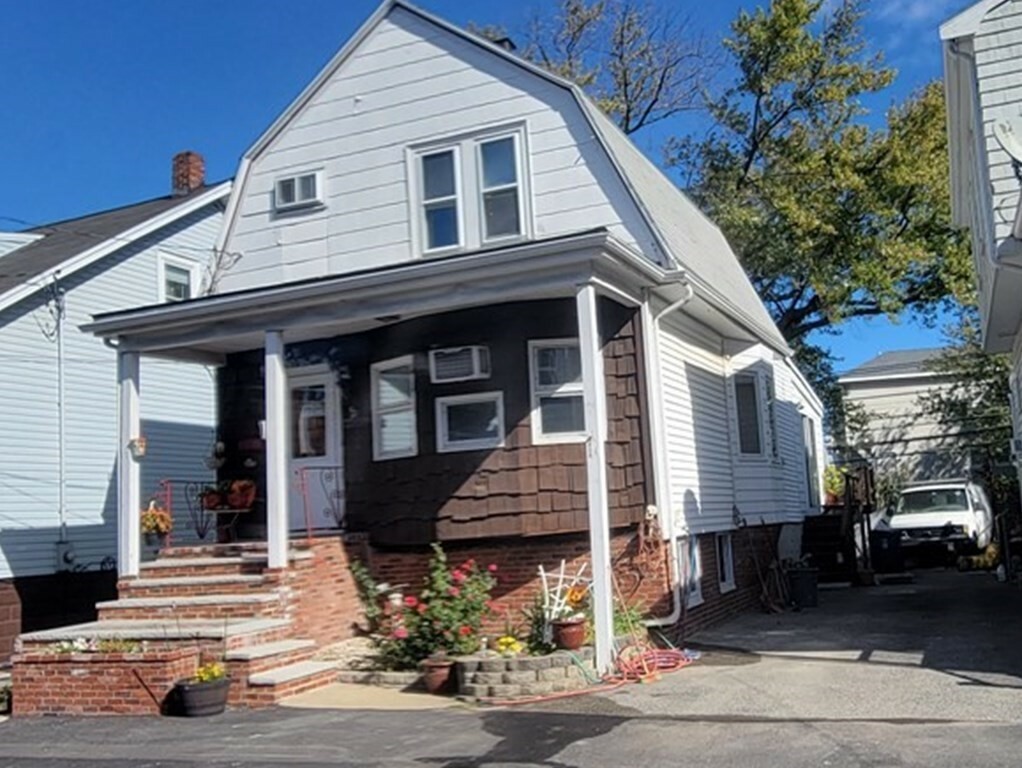 Property Photo: 40 Avalon St MA 02151
