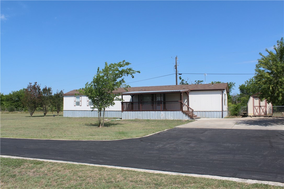 Property Photo:  6506 Williamson Road  TX 78610 