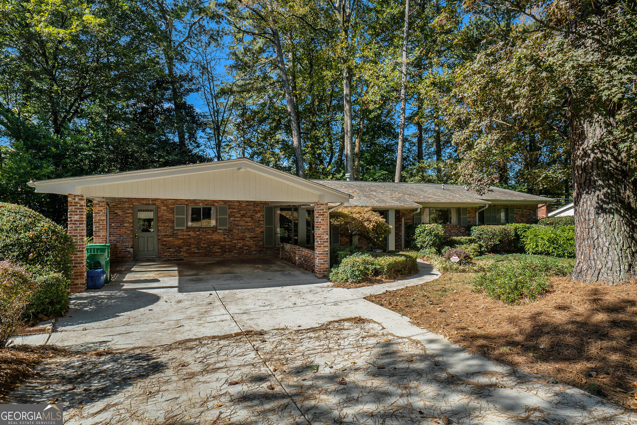 Property Photo:  2553 Circlewood Road NE  GA 30345 