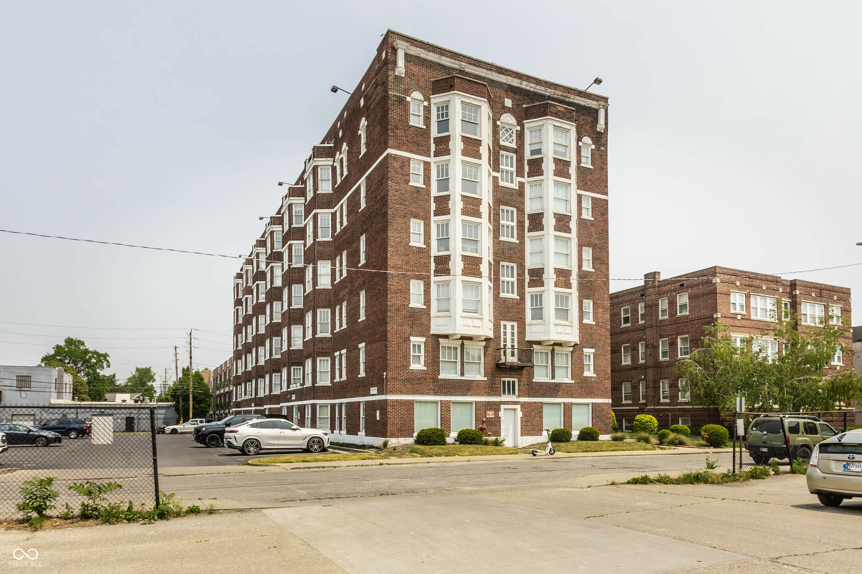 230 E 9th Street Apt 404  Indianapolis IN 46204 photo