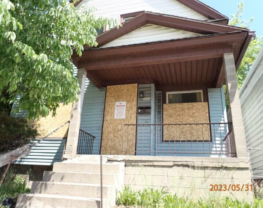 Property Photo: 2416 N 35th St WI 53210