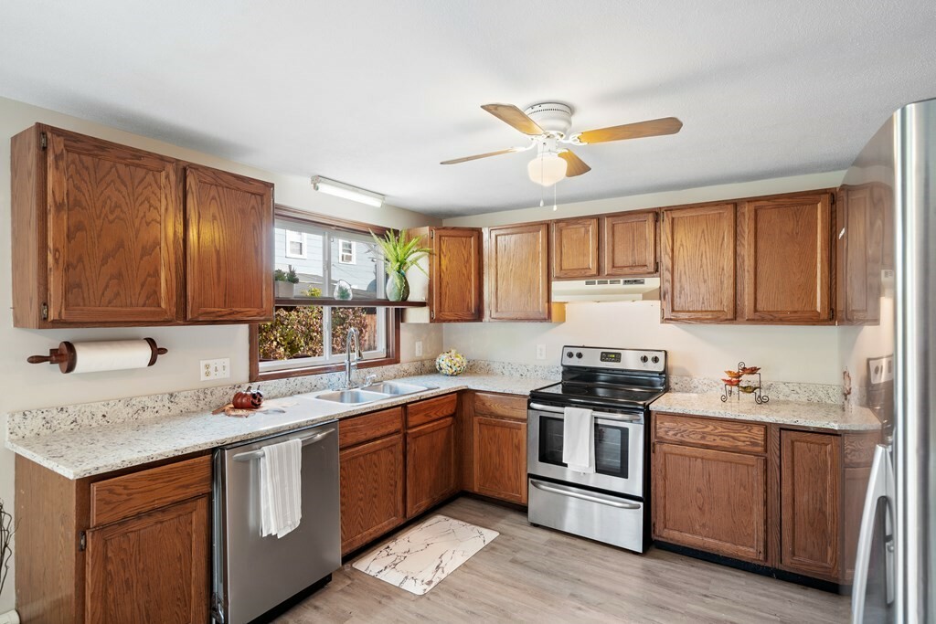 Property Photo:  59 Primrose St 59  MA 01830 