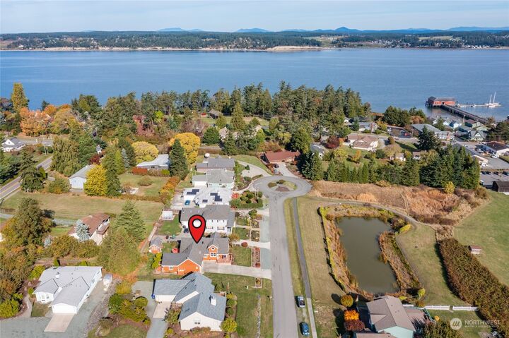Property Photo:  704 Krueger Street  WA 98239 