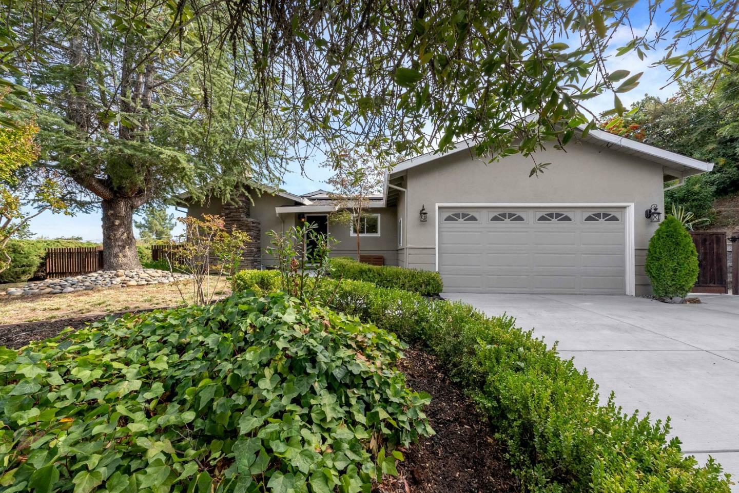 Property Photo:  2680 Ross Place  CA 94597 