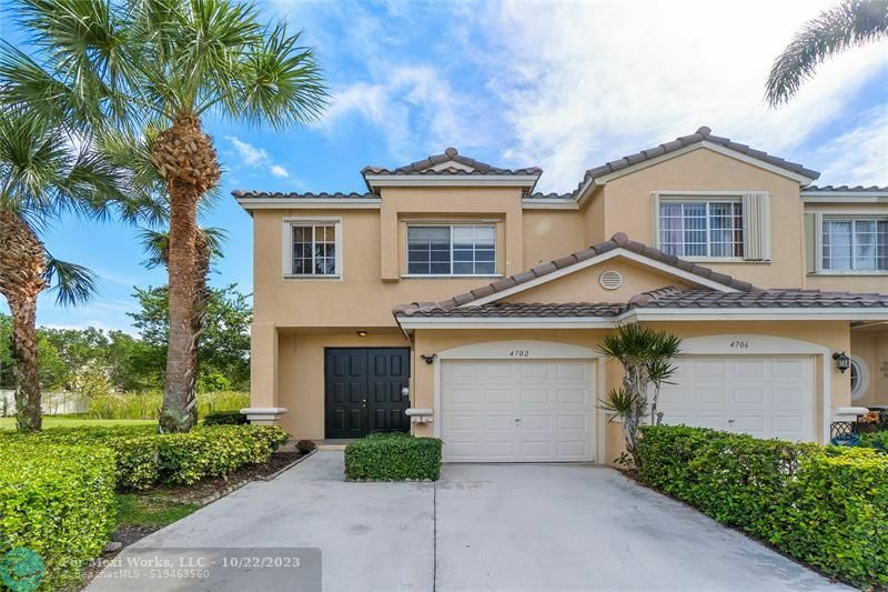 Property Photo:  4702 NW 59th Manor  FL 33073 