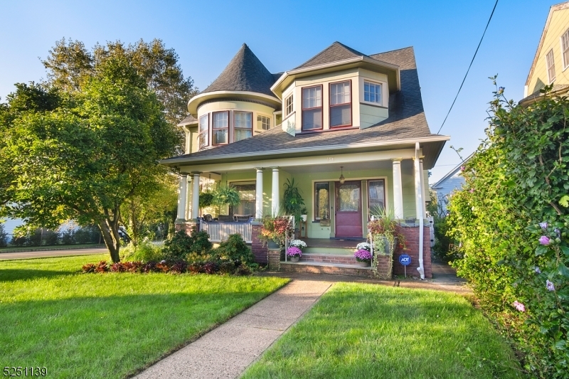 Property Photo: 156 Lincoln St NJ 07042