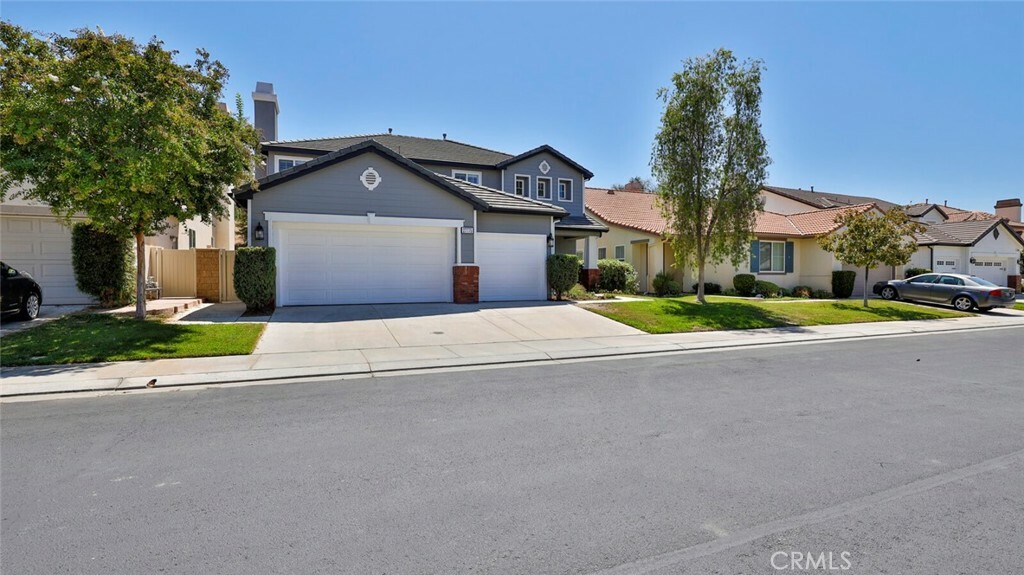 Property Photo:  27775 Bottle Brush Way  CA 92562 