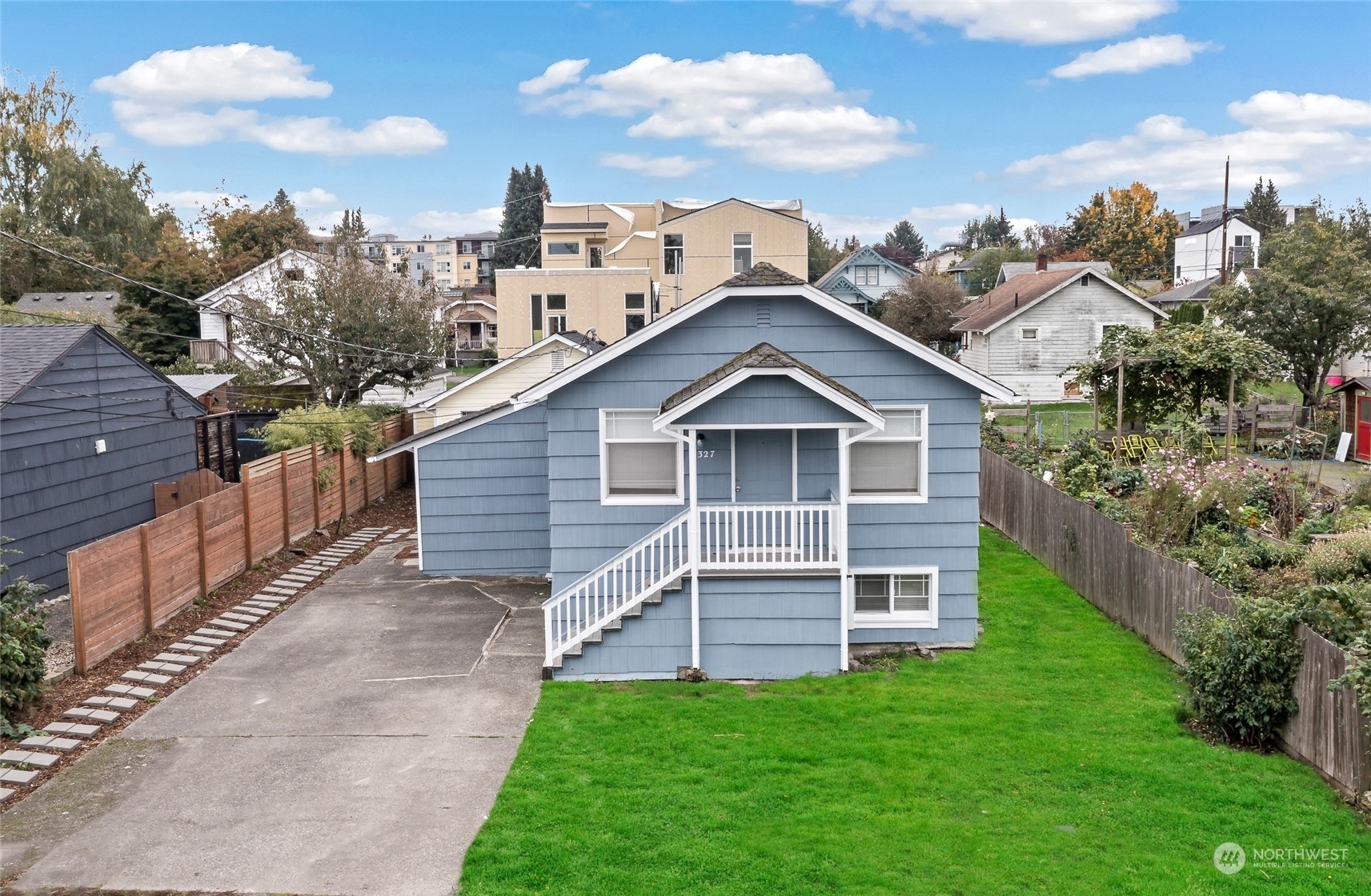 Property Photo:  327 NW 88th Street A  WA 98117 