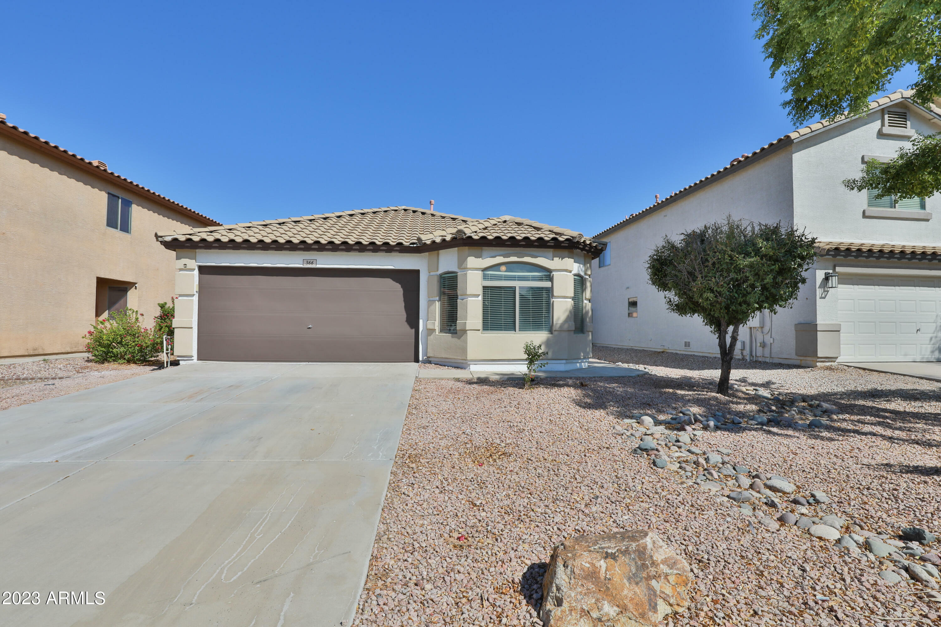 Property Photo:  366 W Corriente Court  AZ 85143 