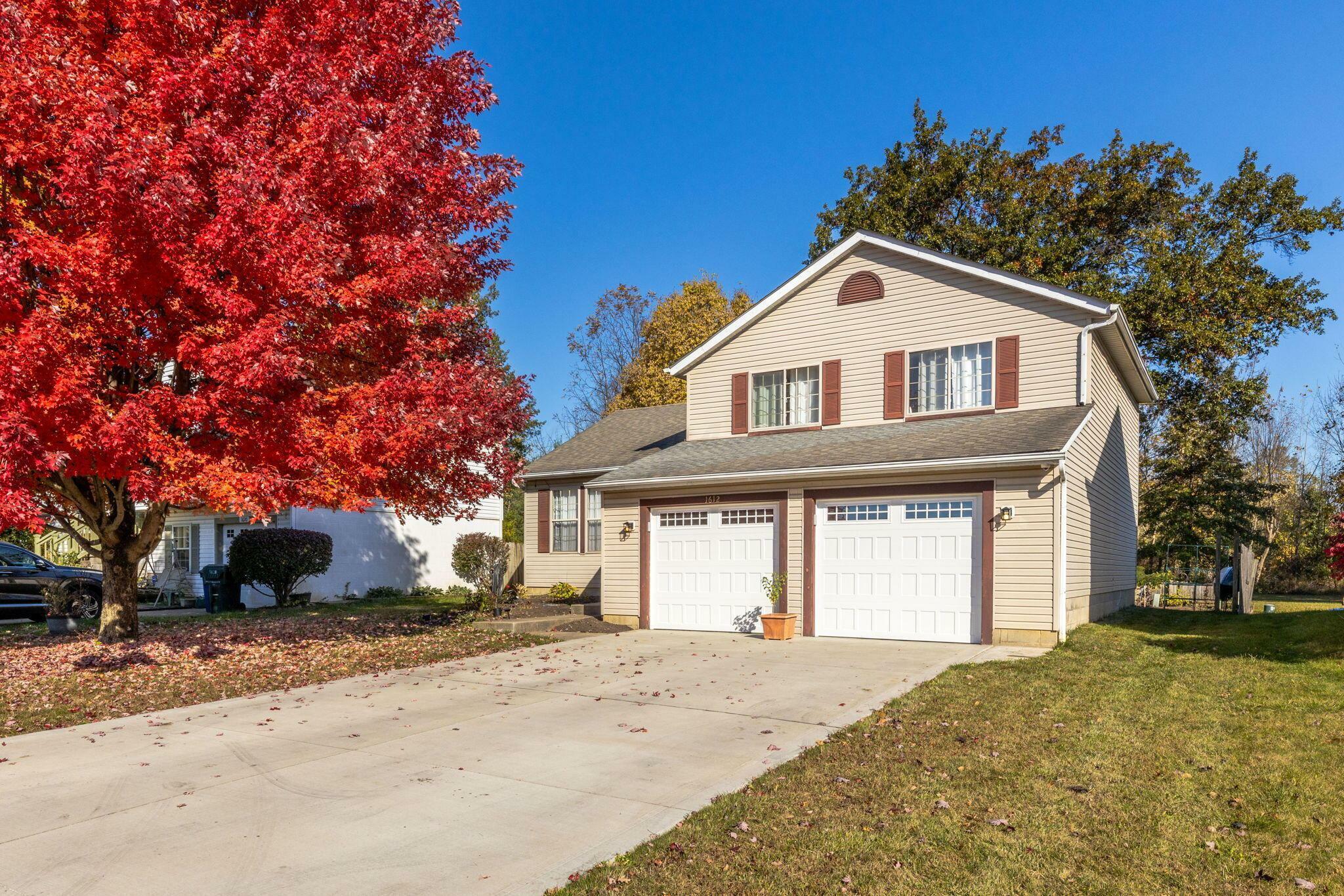 Property Photo:  1612 Westmeadow Drive  OH 43223 