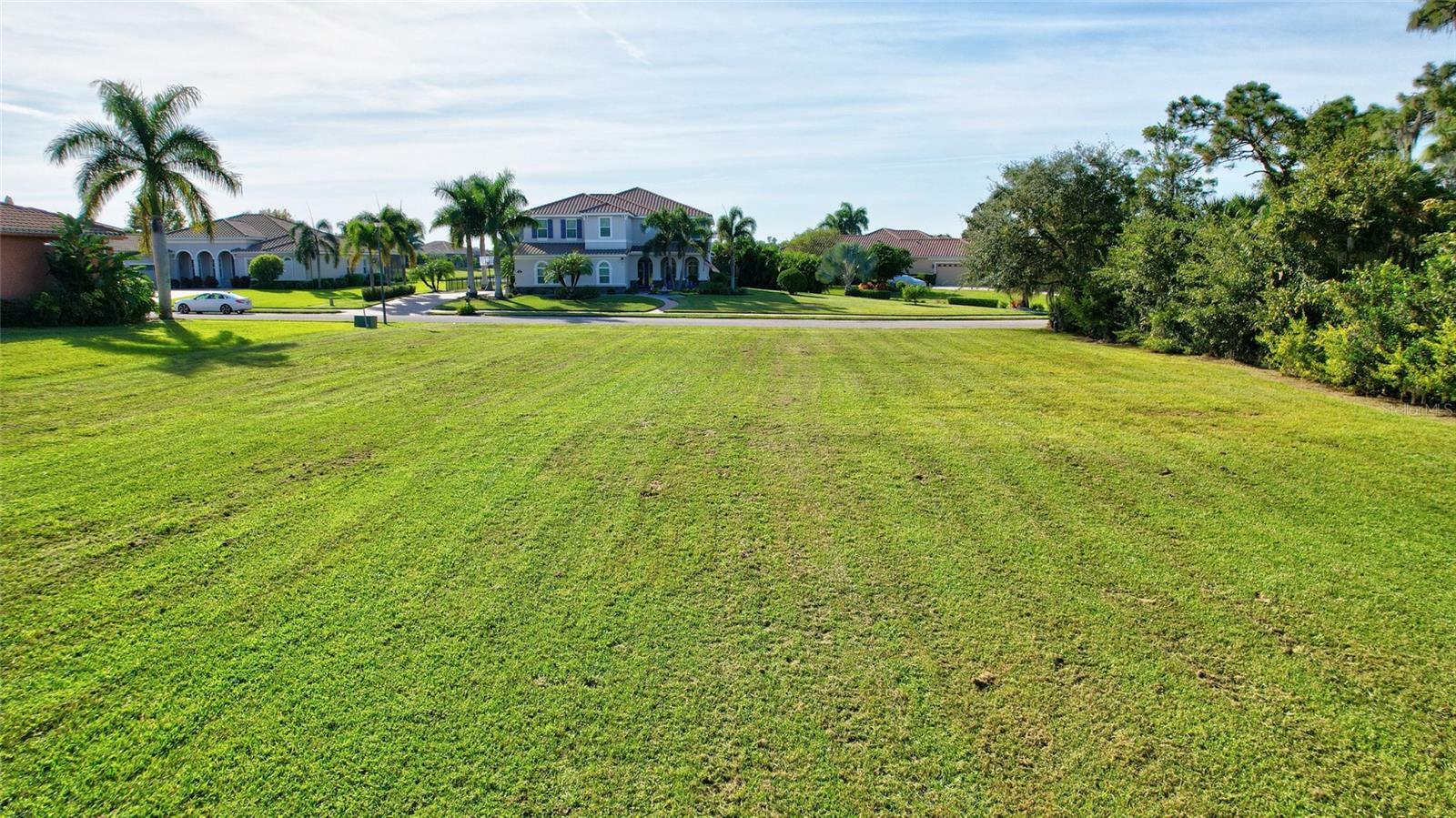 Property Photo: 107 172nd Street E FL 34212
