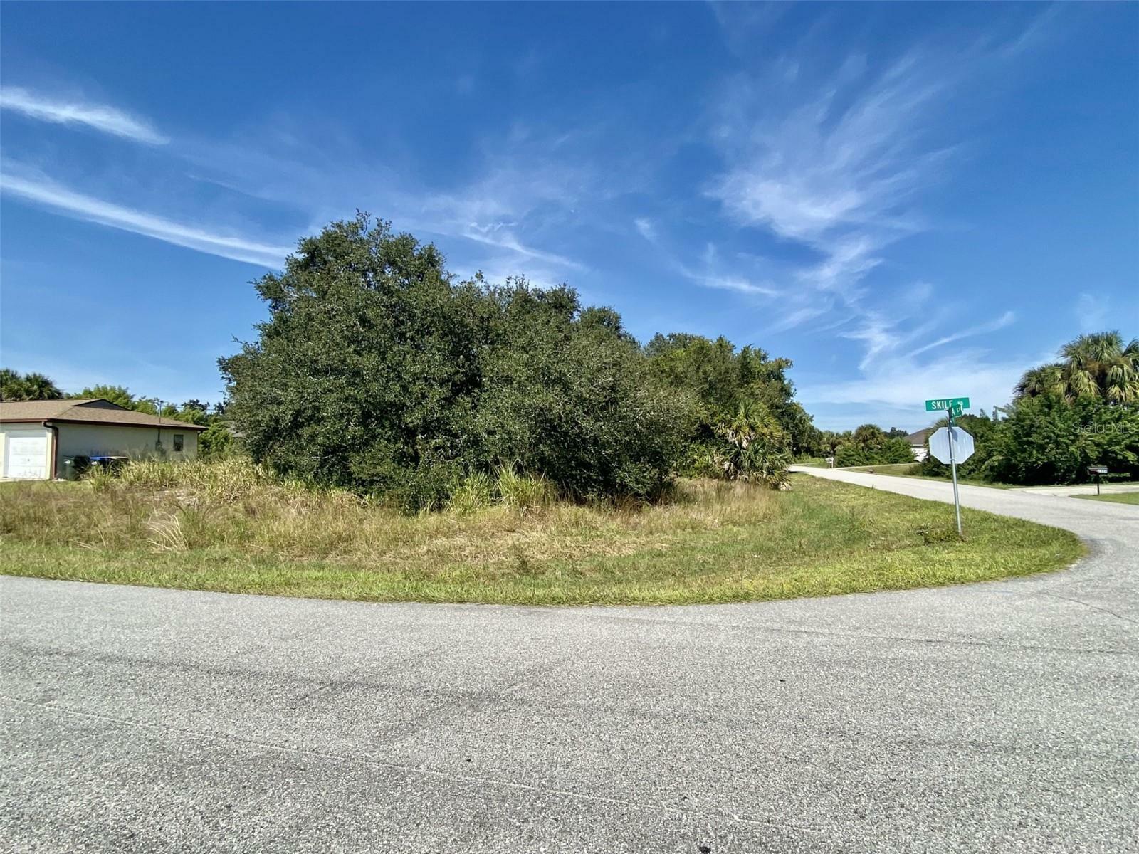 Property Photo:  Skile Road  FL 34287 