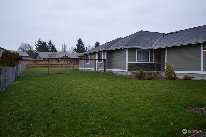 Property Photo: 1119 A & B 106th St Ct E WA 98445