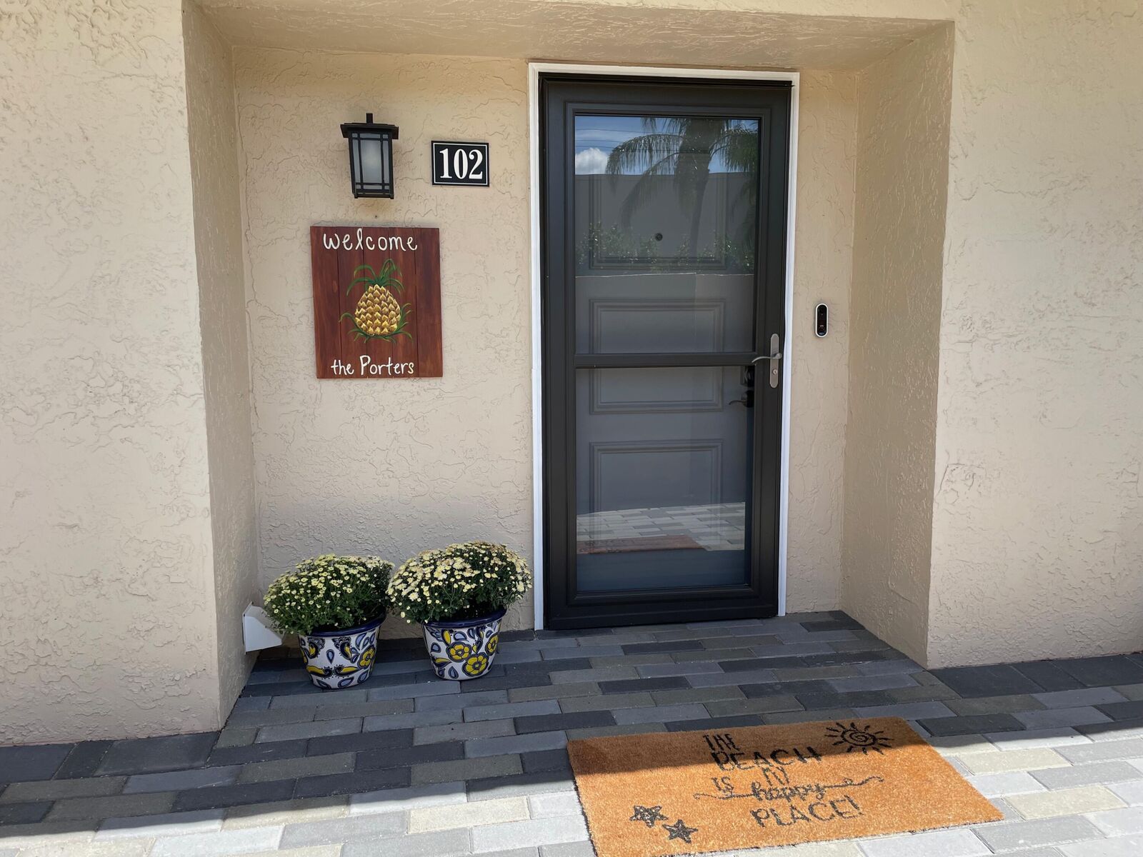 Property Photo: 300 N Highway A1a 102N FL 33477