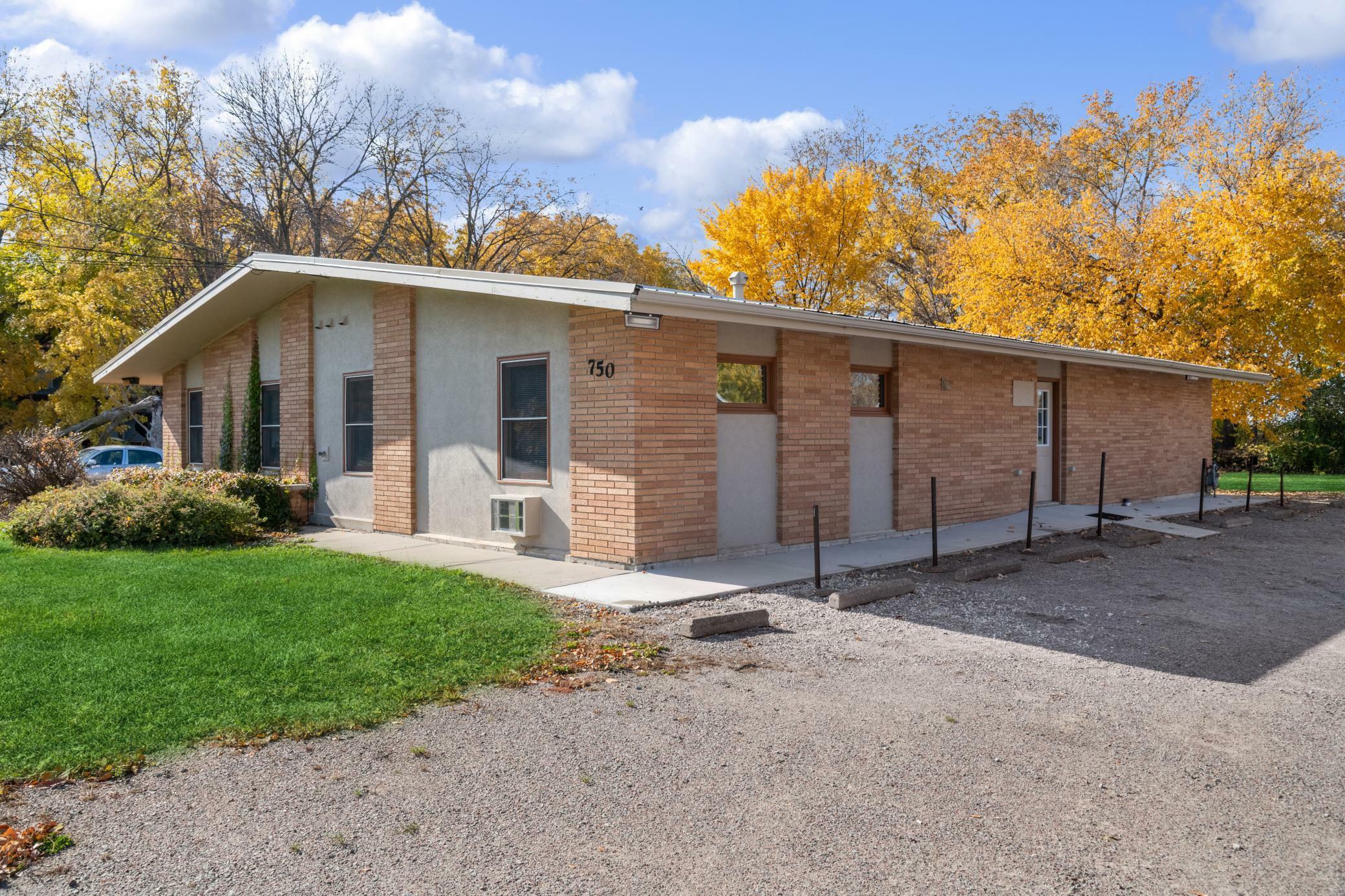 Property Photo:  750 Broadway Avenue S  MN 55321 