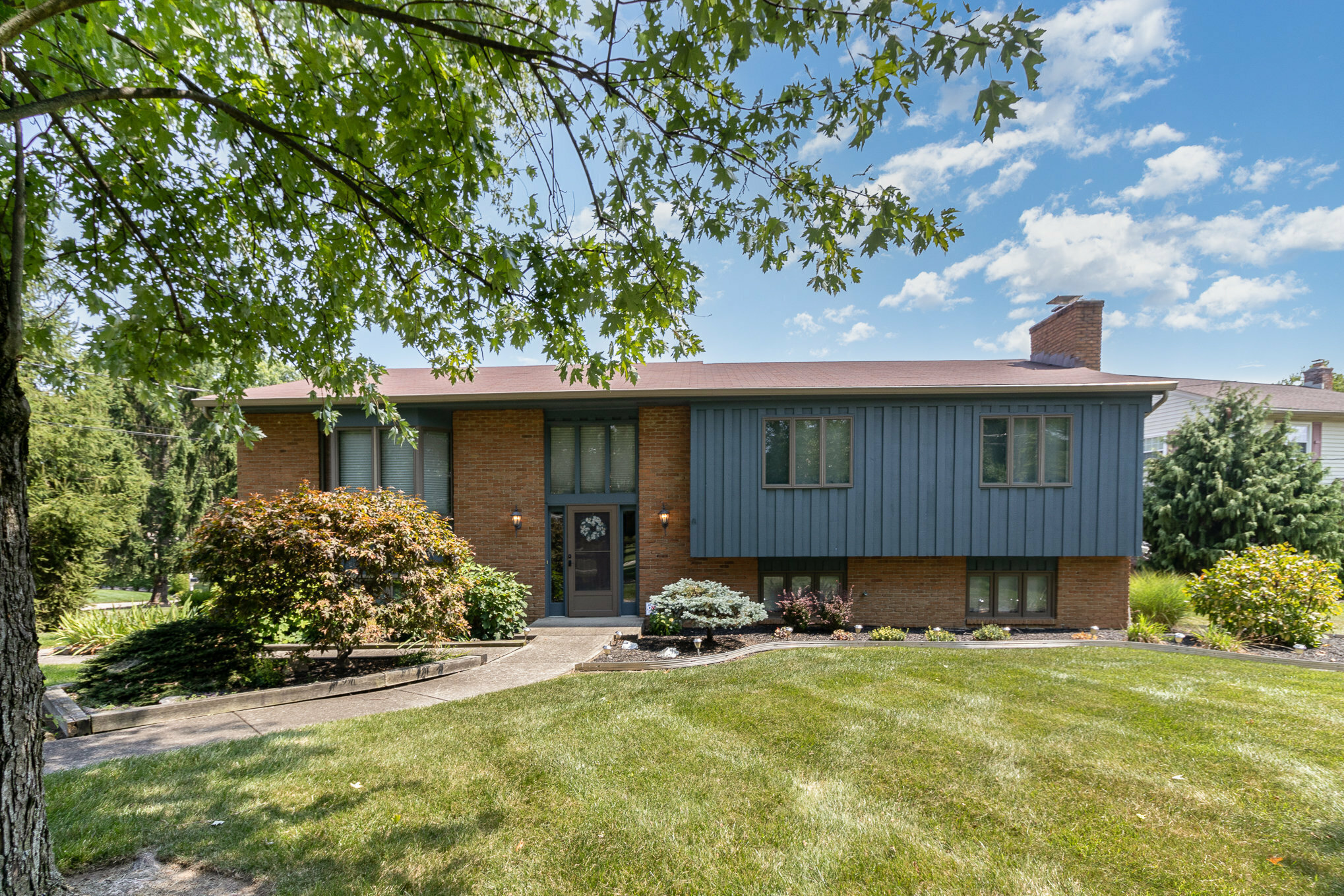 Property Photo: 5896 Countryhills Drive OH 45233