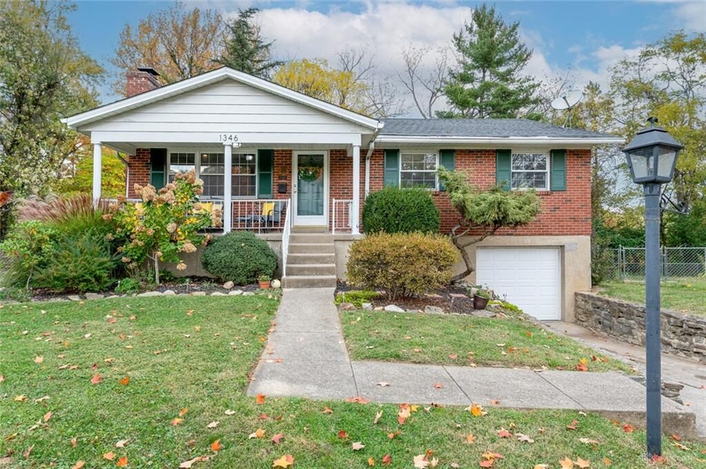 Property Photo: 1346 Deliquia Drive OH 45230