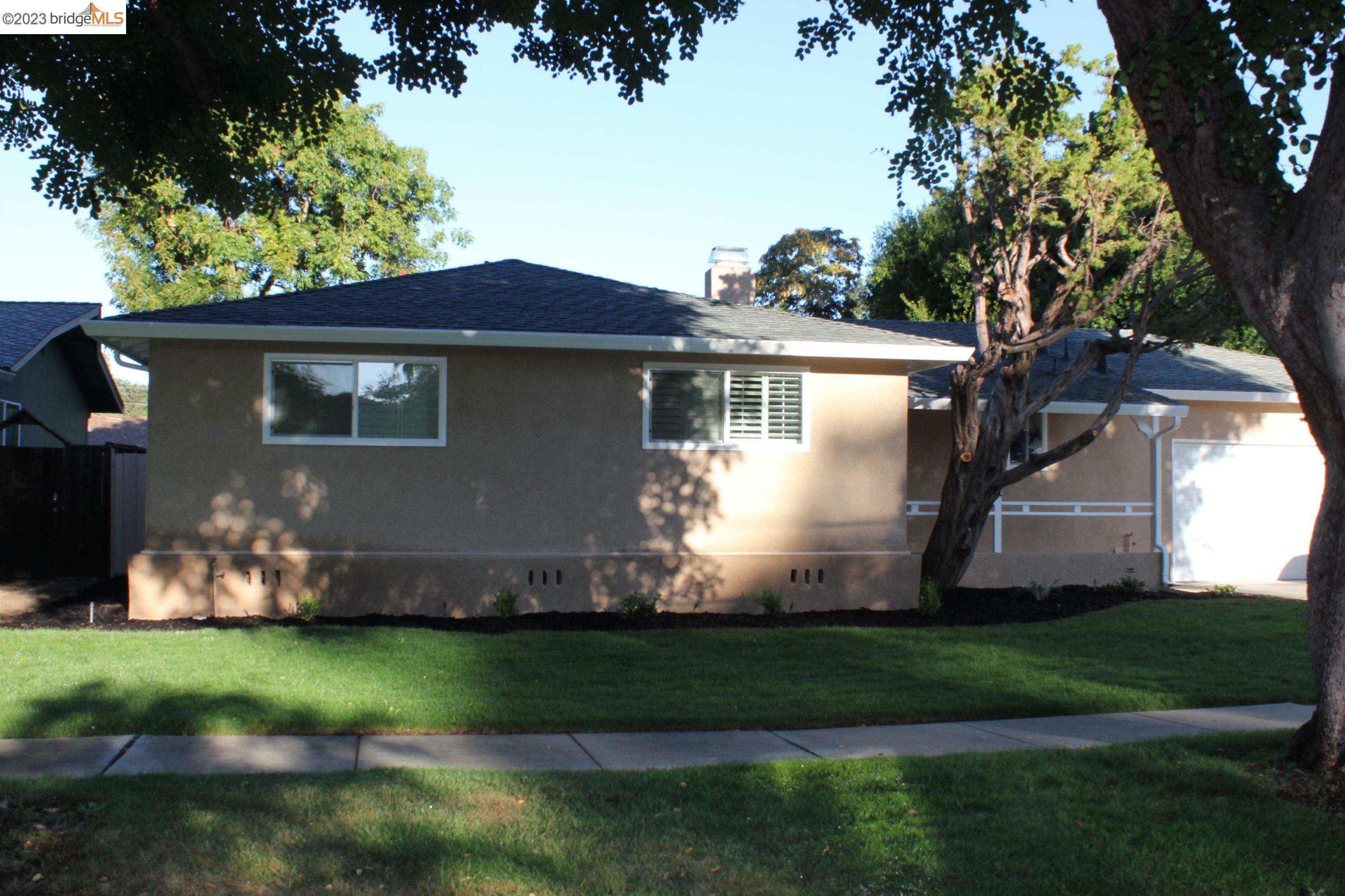 Property Photo: