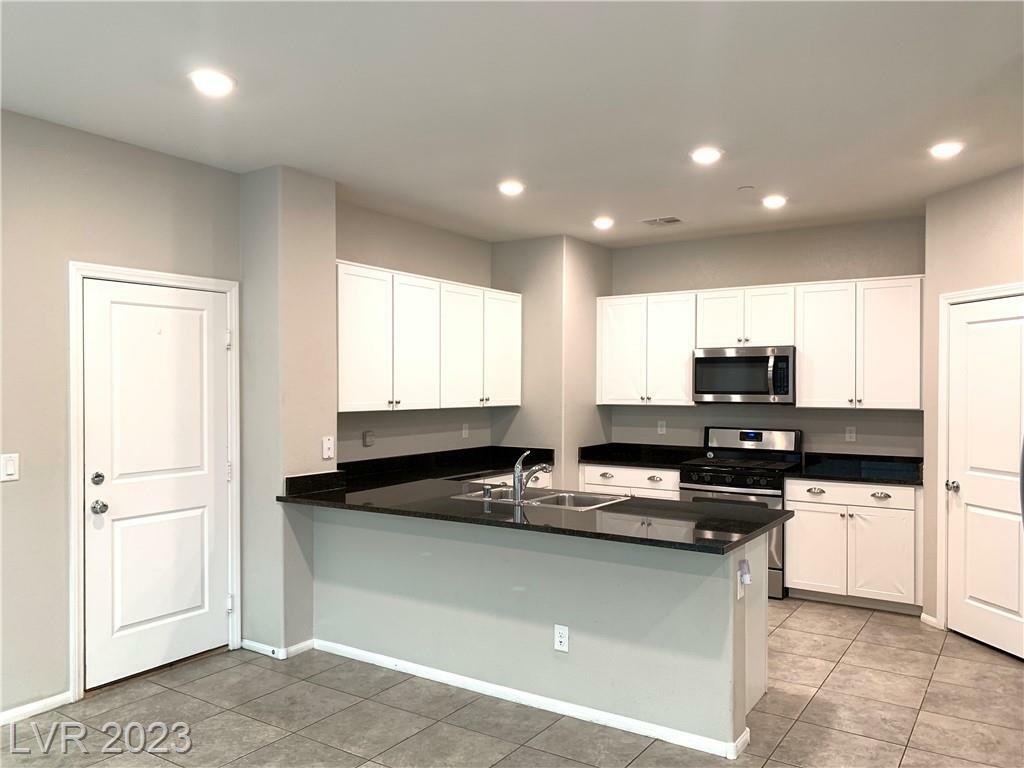 Property Photo:  3140 Cartanda Avenue  NV 89044 