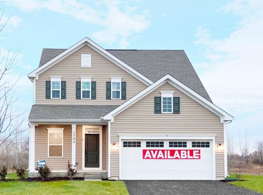 Property Photo:  1304 South Wind Drive  IL 60548 