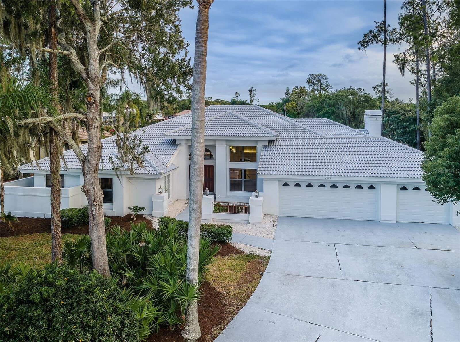 Property Photo:  4979 Camberley Lane  FL 34677 