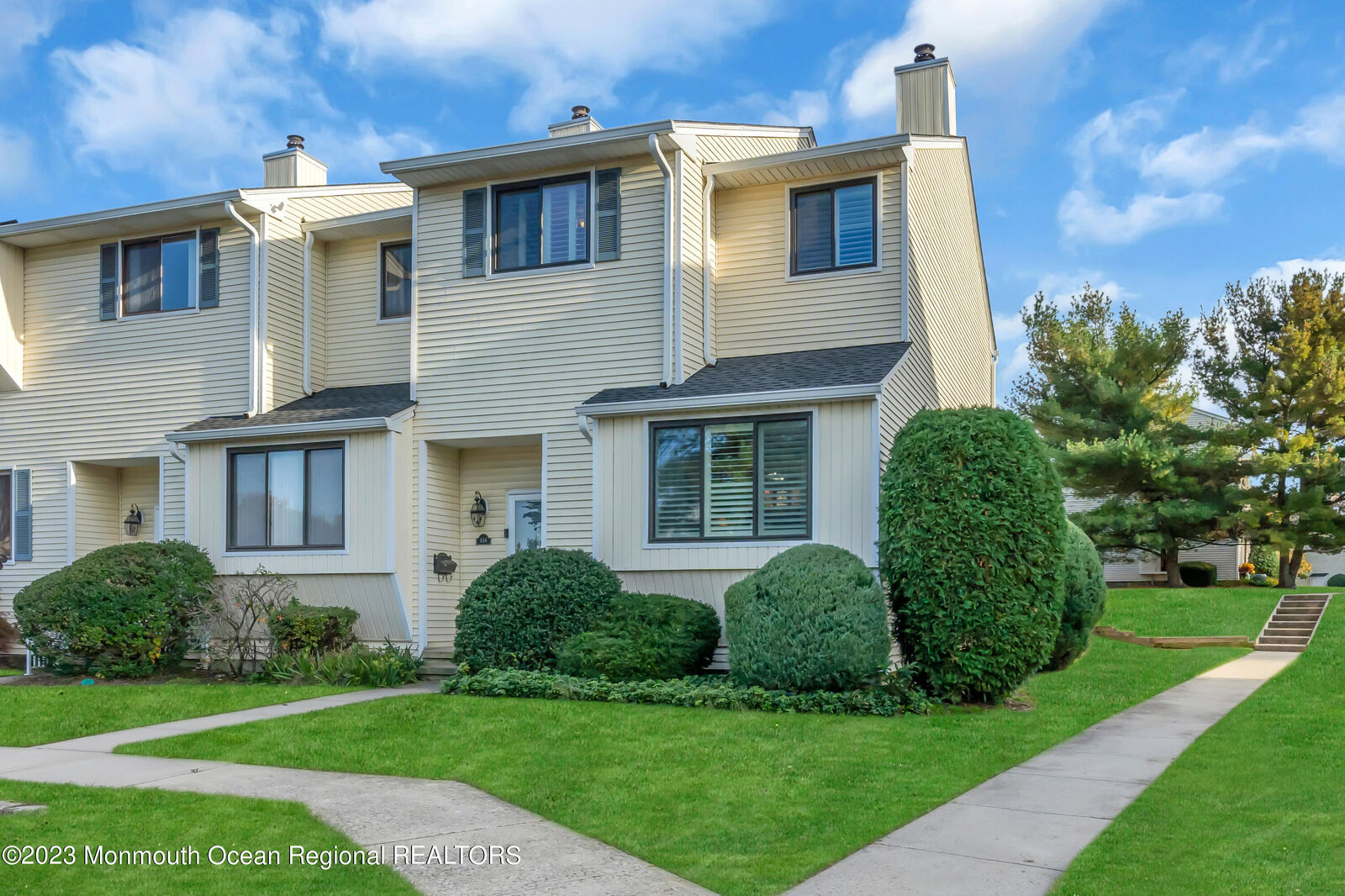 Property Photo:  456 Clubhouse Drive  NJ 07748 