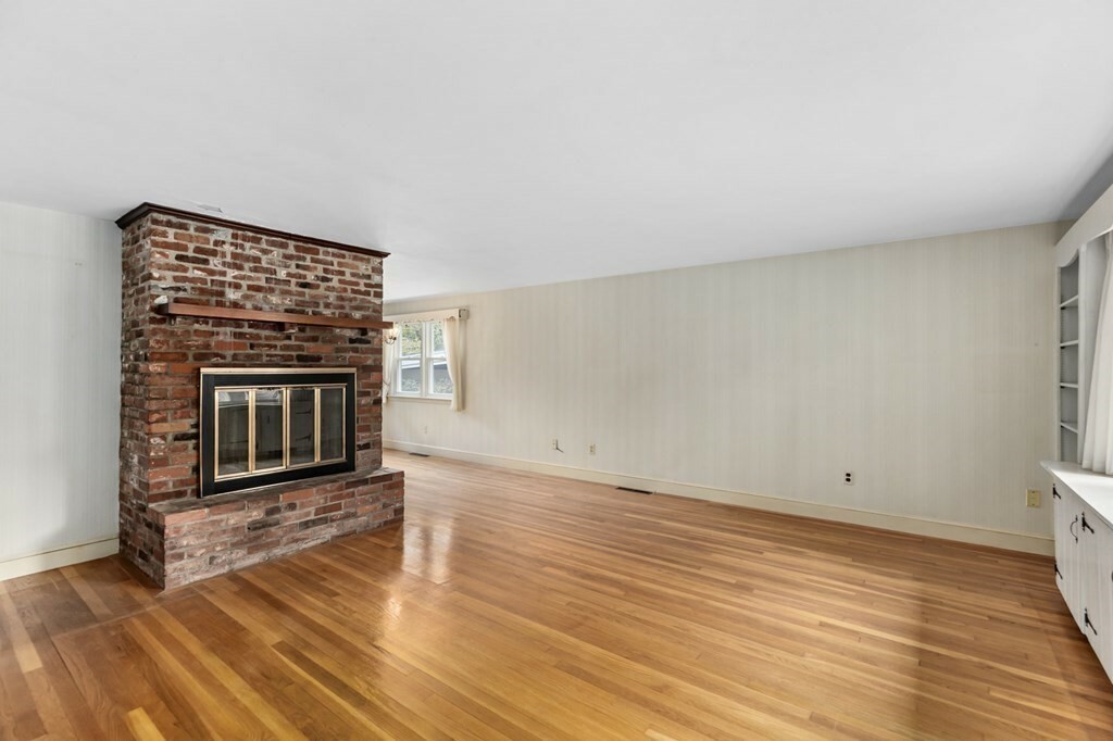 Property Photo: 105 Summit MA 02351