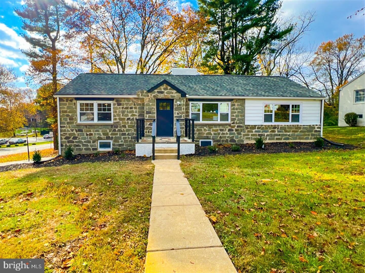 Property Photo:  320 Saint James Road  PA 19380 