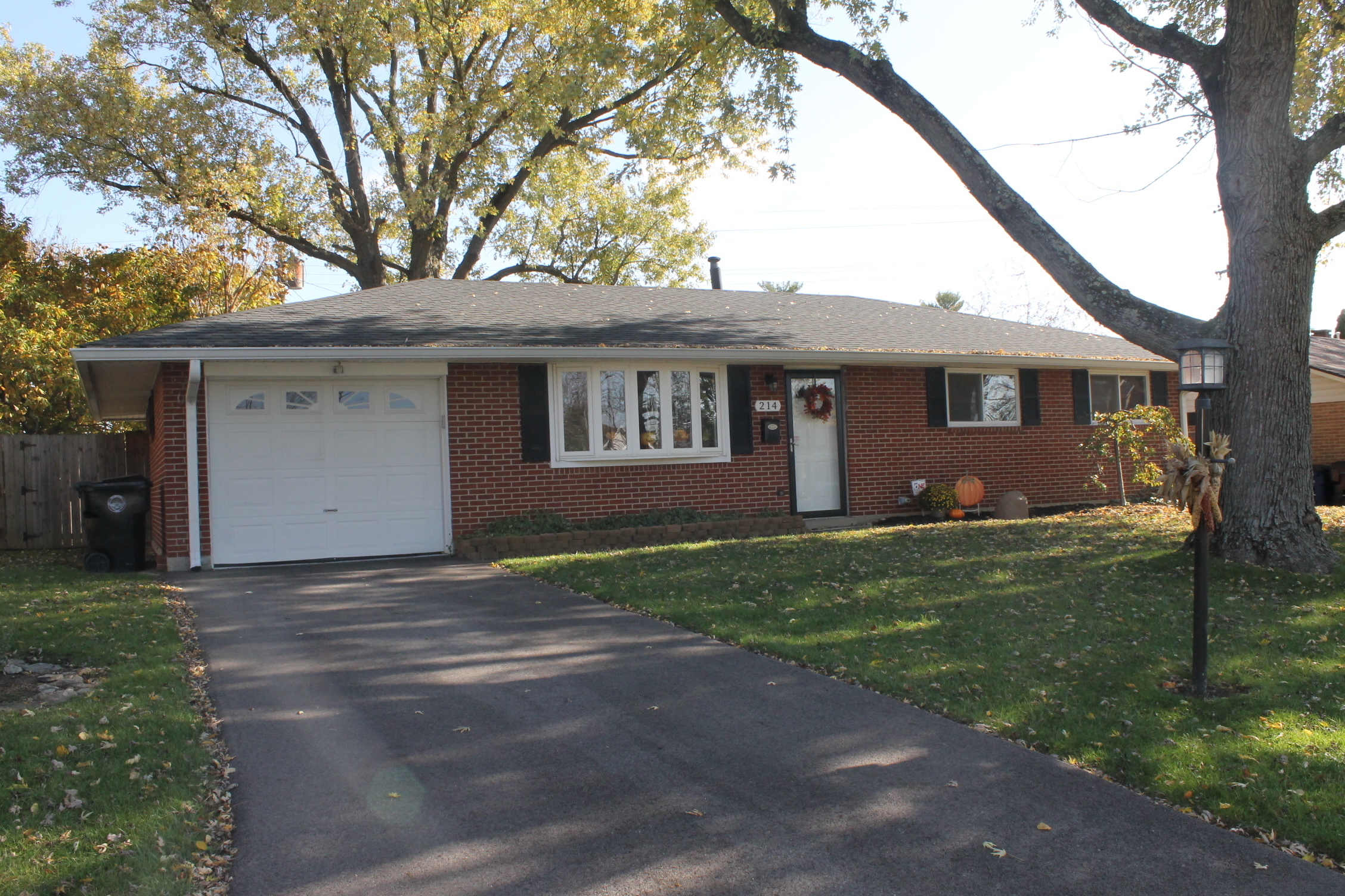 Property Photo: 214 Kenyon Drive OH 45177