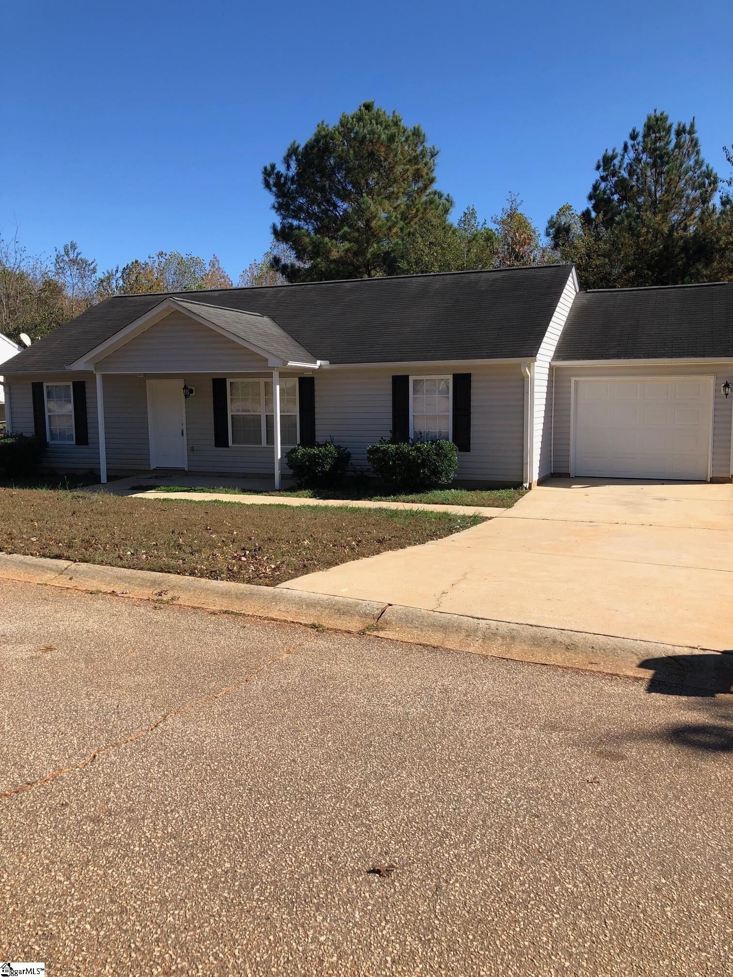 Property Photo: 24 Backwater Way SC 29611-7290