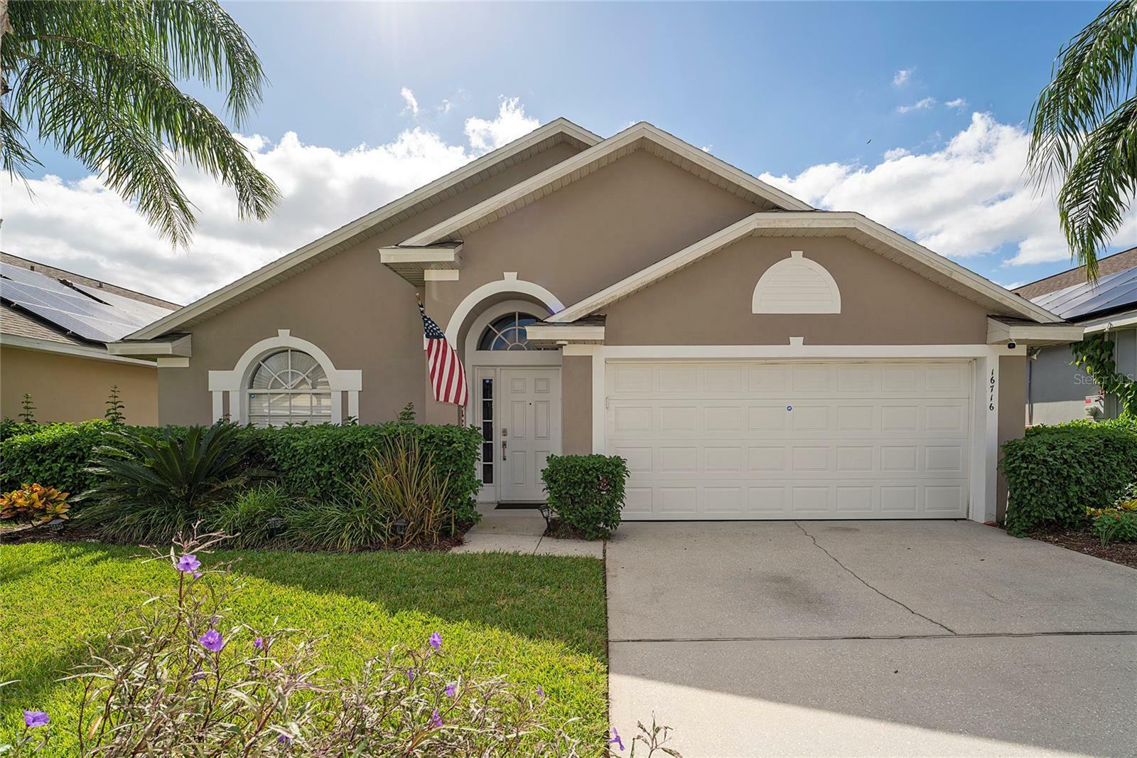 Property Photo:  16716 Rolling Green Drive  FL 34714 